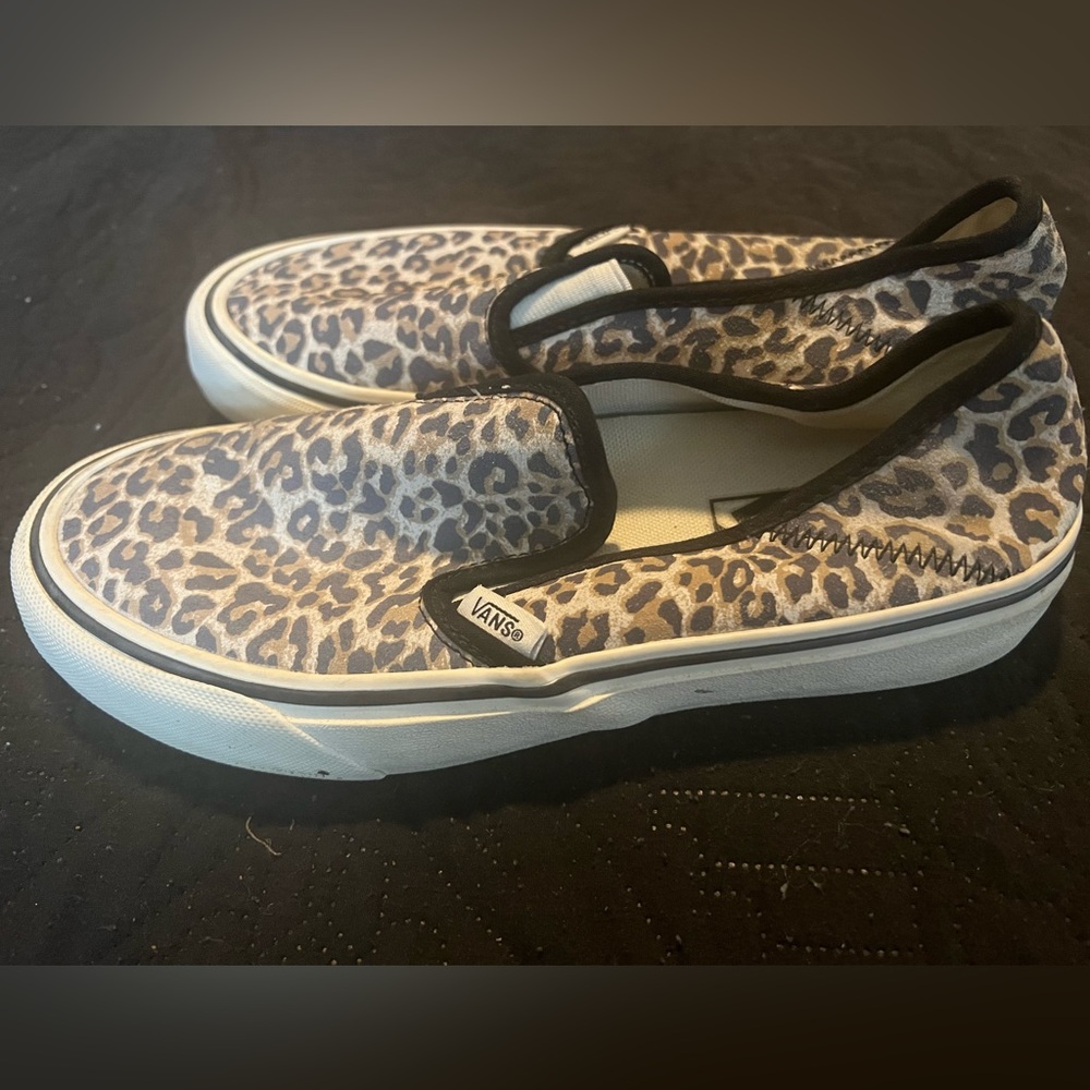 Vans - Picture 3 of 3